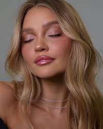 lucy flanagan (lucyannflanagan)