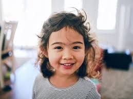 1.086.900+ Retrato De Menina Pequena fotos de stock, imagens e fotos  royalty-free - iStock
