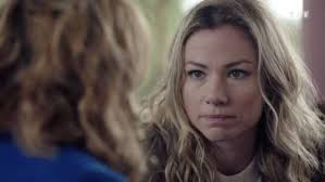 La série demain nous appartient se déroule à sète, une ville au bord de la mer méditerranée. Demain Nous Appartient En Avance Anna Fait Une Decouverte Resume Video Episode 837 Dna Du 11 Janvier 2021 Sur Buzz Insolite Et Culture