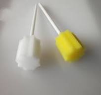 [Hot Item] Single Use Surgery Foam Swab Medical Foam Swab Stick Medical  Patient Mouth Cleaning Sponge Stick Foam Swab
