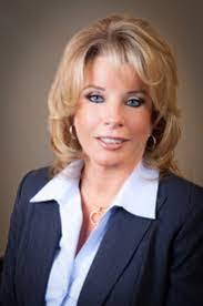 Janine Powers's Instagram, Twitter & Facebook