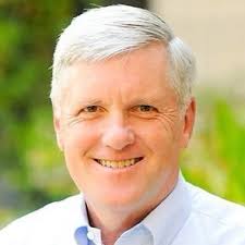 Commentary: Take it from an expert. Teachers have no business carrying guns  in school.