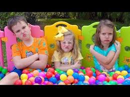 мистер макс Play мистер макс Play мистер макс Play Nastya Katya I Maks Igrayut Vmeste Youtube Con Imagenes Letras Goticas Abecedario Letra Gotica Goticas