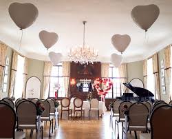 Luftballons zur hochzeit steigen lassen ist vorerst nur der beginn des riesigen erfolgs der luftballons zu hochzeiten. Luftballons Zur Hochzeit Ballondekorationen Aus Swisttal