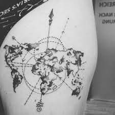 Weltkarte umrisse zum ausdrucken : 30 Weltkarte Tattoo Ideen Weltkarte Tattoo Karten Tattoos Tatowierungen