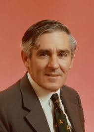 Tony Street's Instagram, Twitter & Facebook