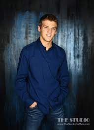 Senior Boys Studio Inspiration Senior Boy Photography Senior Photos Boys Boy Senior Portraits