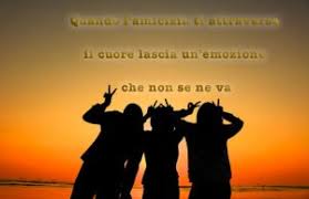 Bambini e le loro famiglie. Frasi Di Amicizia Delle Piu Belle Canzoni Citazioni E Aforismi