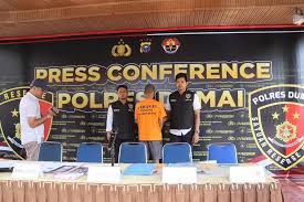 Polres Dumai Tangkap Penjual Video Porno, Dipasarkan lewat Aplikasi  Telegram - Riau Pos