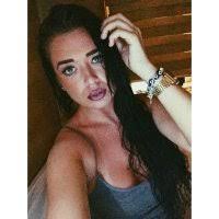 Abbey Rowland's Instagram, Twitter & Facebook