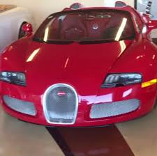 Mayweather has multiple models of the same car for different houses of his. Floyd Mayweather Shows Off His Fleet Of Supercars Worth More Than 3 3m Including Luxury Bugatti Lamborghini Rolls Royce And Ferrari