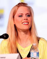 Janet Varney