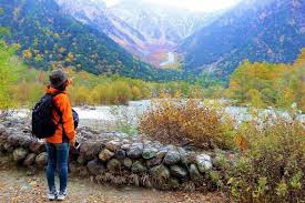 Musim gugur tidak hanya identik dengan kyoto, loh! Pakaian Autumn Di Jepun Apa Yang Harus Anda Pakai Semasa Musim Luruh Di Jepun Best Of Japan