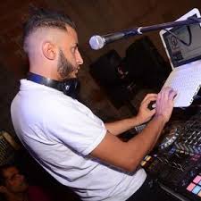 Ecouter Gratuitement Les Chansons De L Album Rai Mix Vol 2 2019 De Le Dj Algerien De Musique Rai Dj Chmiso En Format Mp3 Musique Rai Chanson Dj