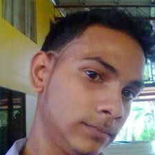 Andrew Walker and Rachel Boston have a special message for all the  birdwatchers out there! 🪶❤️ Don't miss as they star in Saturday's all new  Adventures in Love & Birding, starting at