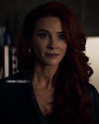 I need Ivy content again #poisonivy #batwomen #bridgetregan