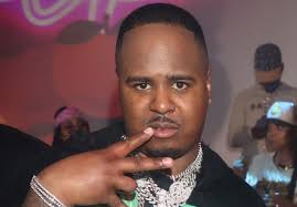 TMZ: Rapper Drakeo the Ruler død etter knivstikking på festival