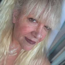 Alternative uses for bedroom cut out?