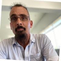 Neil Lockhart's Instagram, Twitter & Facebook