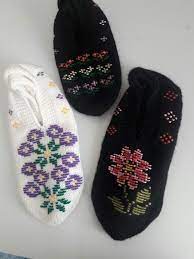 Helbest Kunur Adli Kullanicinin Ip Dolamali 5 Sis Patiklerim Panosundaki Pin Patikler Boncuk Tig Isleri