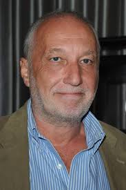 Frank martin has been pressured into transporting valentina, the kidnapped daughter of leonid vasilev, the head of the environmental protection agency for the ukraine. Transporter 3 2008 Rotten Tomatoes