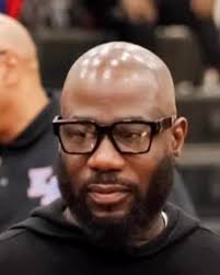 Goat 🐐 Facts🔥 In staging its comeback, Simeon (11-7, 5-1) took advantage  of Carver's poor free-throw shooting (4 of 21, including 10 misses in the  fourth quarter). Simeon connected