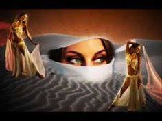 эта девочка танцует но как бы не со мной Arabskaya Muzyka Bi Kelma Menak Sherine Youtube Muzyka Instrumentalnaya Muzyka Muzyka Serdca