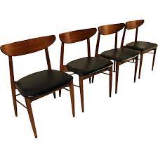 Stunning set of six beautiful mid century modern walnut dining chairs by american of martinsville. Lane Mid Century Modern Walnut Dining Chairs Vintagebeginshere At Www Rubyl Modern Walnut Dining Chair Walnut Dining Chairs Midcentury Modern Dining Chairs