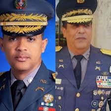 ES EXTRAÑO QUE CASI TRES, JEFATURA DE DIRECTORES DE POLICÍA QUE SE HACEN  LLAMAR HONORABLE TODOS HAYAN DEJADO SIN FUNCIONES AL GENERAL ANDRÉS SANZ  JIMINIÁN? Señor director de la Policía Nacional Mayor