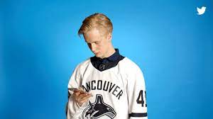 New Trending Gif On Giphy Canucks Vancouver Canucks Vancouver Canucks Hockey