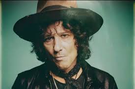 Enrique Bunbury supera su enfermedad y está listo para su concierto en CDMX 