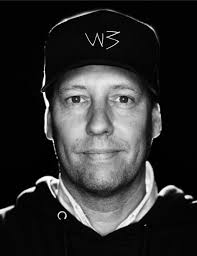 More than just Experts