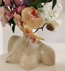 Pin By Brittanie Alexandria On Wohnungen Flower Vases Vase Ceramic Art
