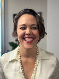 Lela Diaz's Instagram, Twitter & Facebook