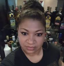 El presidente calla las protestas de los meseros con hambre