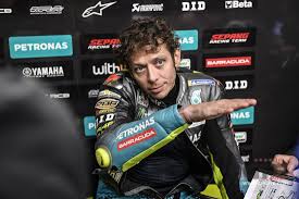 Seguí para ser protagonista, no para hacer estos resultados. Motogp Valentino Rossi Admits He Risked Crashing And Losing Confidence In Qualifying Gpone Com