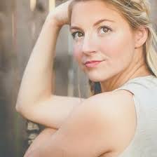 Kristen Pitre's Instagram, Twitter & Facebook