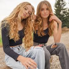 This is more common today than in the past, thanks to instagram. Mini Fashion Addicts Teen Fashion And Style Blog Jaydin Kaiya
