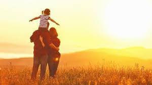 Apa yang perlu dilakukan oleh seorang anak adalah dengan cara tidak meninggikan suara pada mereka. Peran Orang Tua Dalam Membangun Rasa Percaya Diri Anak