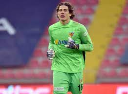 Süper lig'i giresunspor maçıyla açacak olan galatasaray'da transfer çalışmaları sürüyor. E9w6xohfc2g6jm