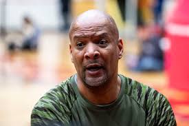 Summer Davis leads West Bloomfield basketball in romp of Temperance Bedford  for Breslin berth