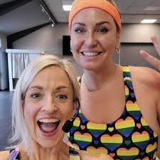 Shelley Coles's Instagram, Twitter & Facebook