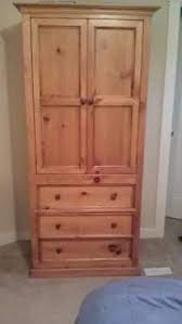 Compare prices & save money on bedroom furniture. 5 Piece Solid Pine Bedroom Set For Sale In Lynnwood Washington Classified Americanlisted Com
