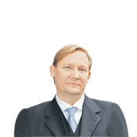 Radovan vávra je investor a bývalý bankéř. Zvykejme Si Tesla Bude Uz Navzdy Draha Akcie Hospodarske Noviny Hn Cz