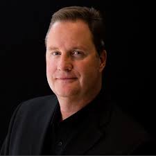 Craig Downes's Instagram, Twitter & Facebook