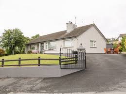 Cross cottage is a unique 18th century cottage which has been renovated authentically and with sensitivity. Holiday Cottages Northern Ireland Rent Self Catering Holiday Homes