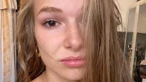 Moderatorin lola weippert (24) ist einer von 14 promis die ende februar bei „let's dance übers parkett schweben. Let S Dance Star Lola Weippert Sie Bekommt Uble Morddrohungen Bunte De