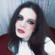 Paris Diamond 🖤🥀 (@paris__diamond)