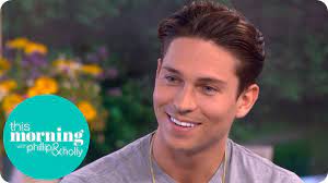 The reality star, 30, is looking forward to getting his great grin back. Joey Essex Is Looking For Love And His Next Tv Challenge This Morning Youtube