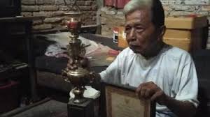 Lagu lingsir wengi ini diciptakan oleh penciptanya bukanlah sebagai lagu pemanggil makhluk gaib ataupun sejenisnya. Di Balik Populernya Lagu Lingsir Wengi Penciptanya Berjuang Mendapat Hak Cipta Meski Tengah Sakit Tribunnews Com Mobile